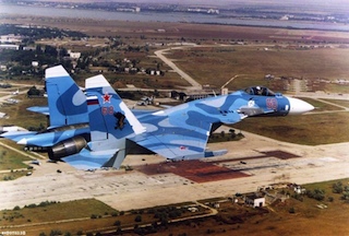 военный самолет, посадка.jpg