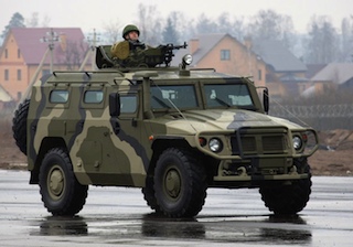 дозорный автомобиль тигр.jpg