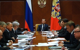 zasedanie-pravitelstva-medvedeva.jpg