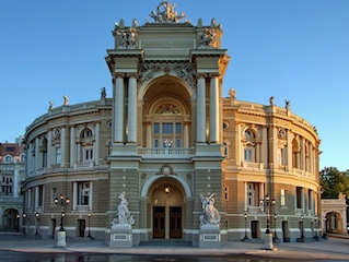Opernyiy-teatr.jpg (45.26 КБ, 16475 просмотров) Opernyiy-teatr.jpg